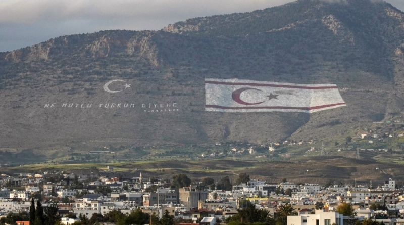 Κύπρος: Ο στρατηγός Καμπάς για τα τουρκικά μαχητικά στα κατεχόμενα και την αμυντική ασπίδα