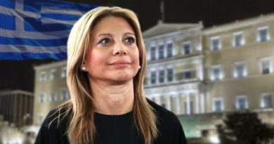 Βόμβες από Καρυστιανού: Κράτος μαφίας και όχι δικαίου η χώρα! – Υποκριτική η συζήτηση στη Βουλή